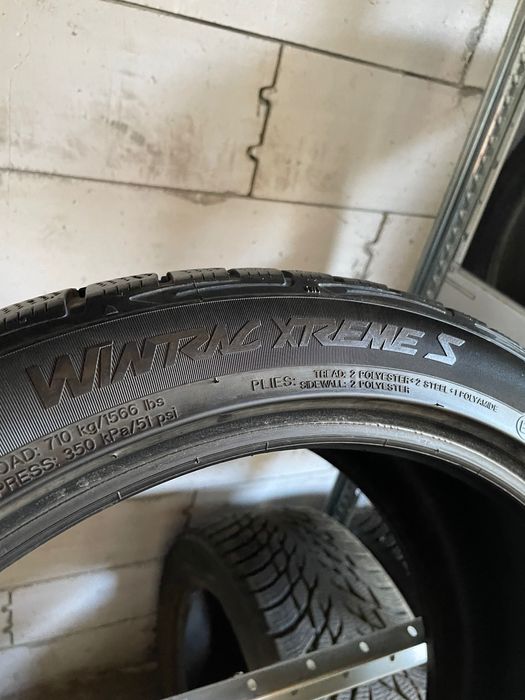 235/40R19 Vredestein Wintrac Extreme S doua anvelope de iarna