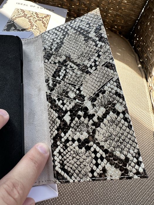 Husa / portofel fete tip gentuta dama piele sarpe Desert Python