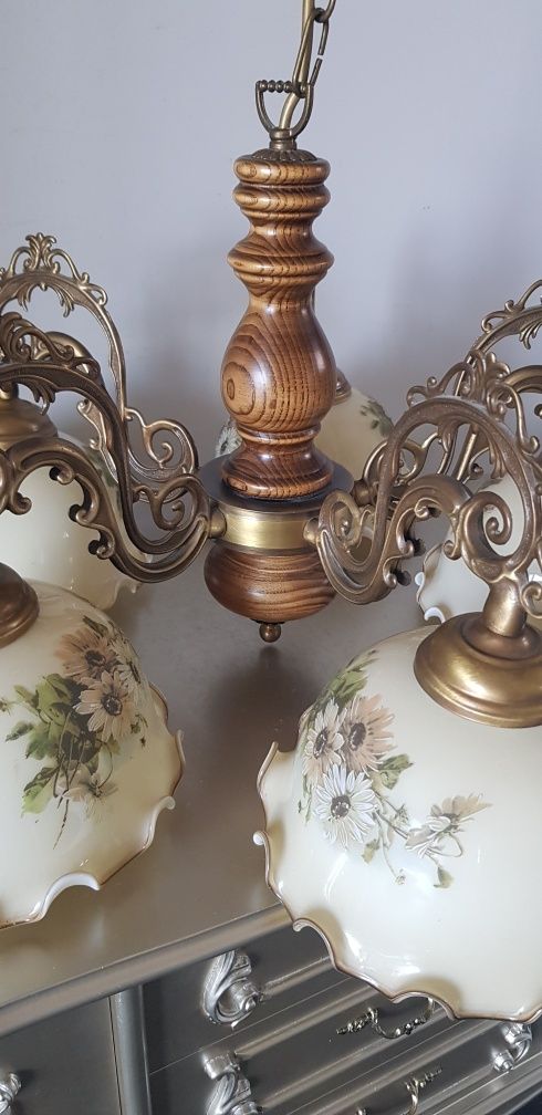 Candelabru vechi din bronz, lemn și sticlă