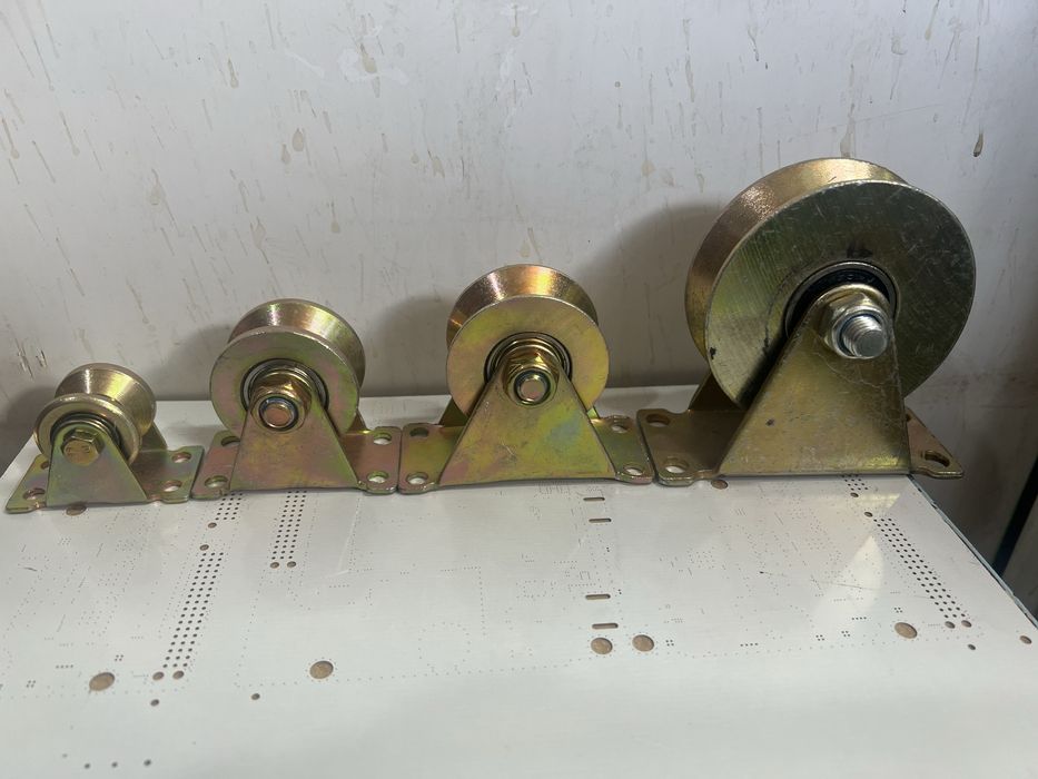 Ролик для ворот ,лебедки и труб