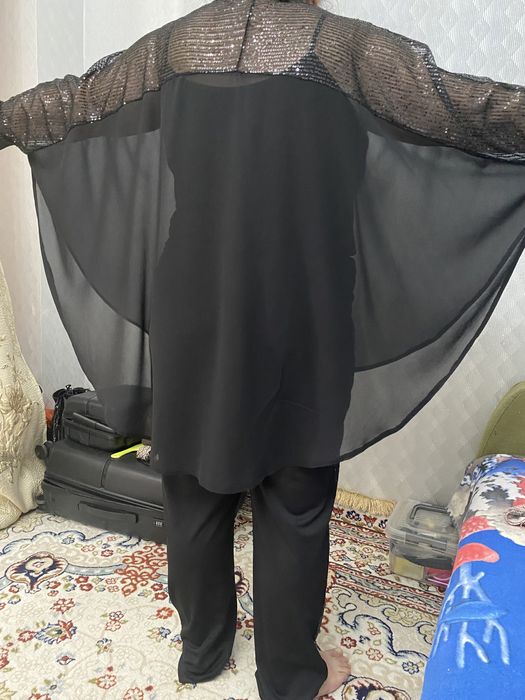 Женский вечерний костюм тройка ( брюки со стразами с боку, майка и коф