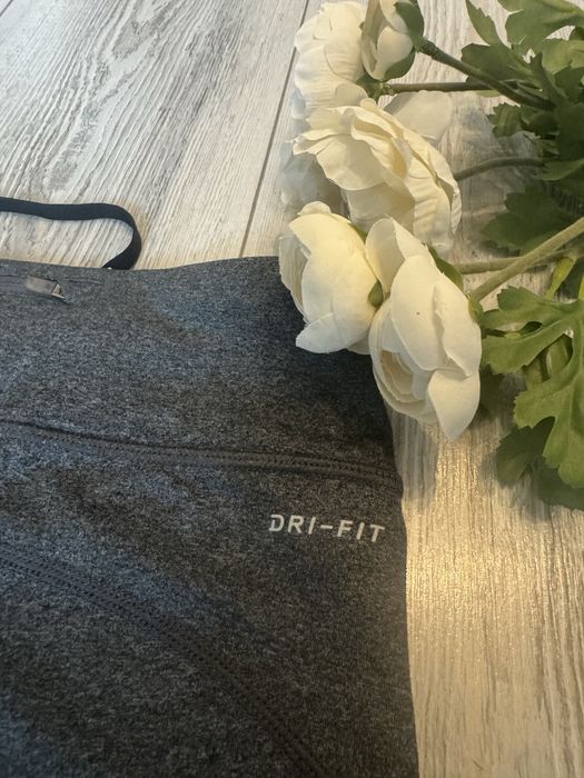 Клин Nike DRI FIT