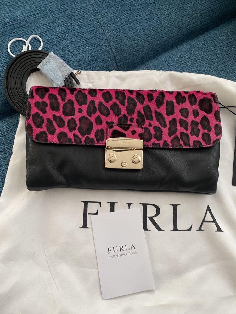 Furla crossbody.100% ориг. С етикет, паспортче, прахова торба.Нова