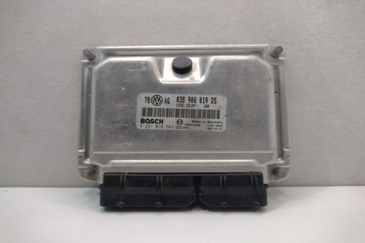 Calculator Motor Bosch ECU  038906019DS Volkswagen VW Passat B5