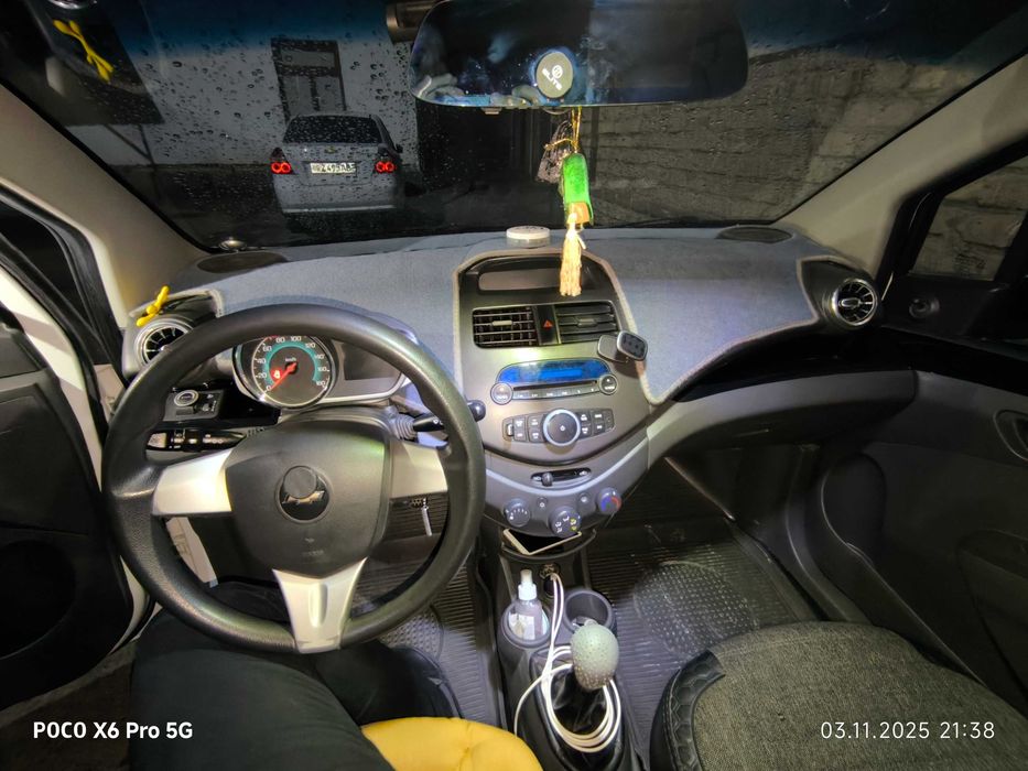 Spark sotiladi. 2019 yil kraska toza