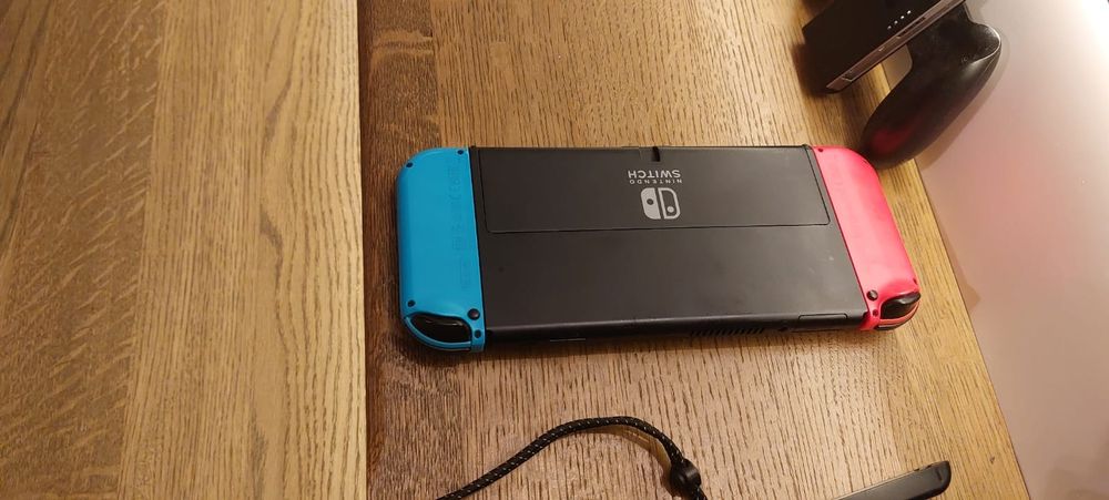 Nintendo switch oled + 7 jocuri