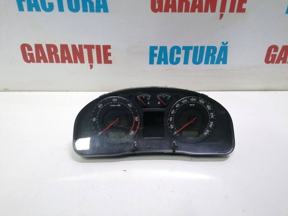 Ceasuri bord maxidot Skoda Superb 2.0 BSS 3U0 920 811 D