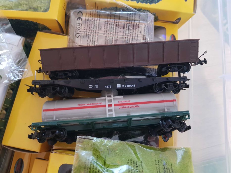 Vand colectie Trenuletul Electric (nr. 1 - 116) + locomotive Eaglemoss