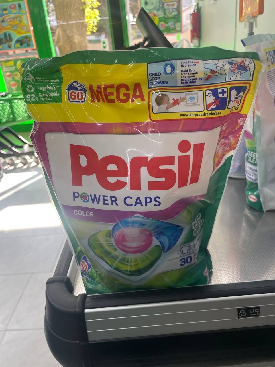 Kir yuvish kapsulasi Persil