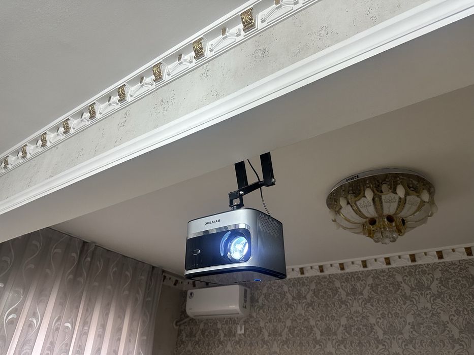 Проектор Byintech x25