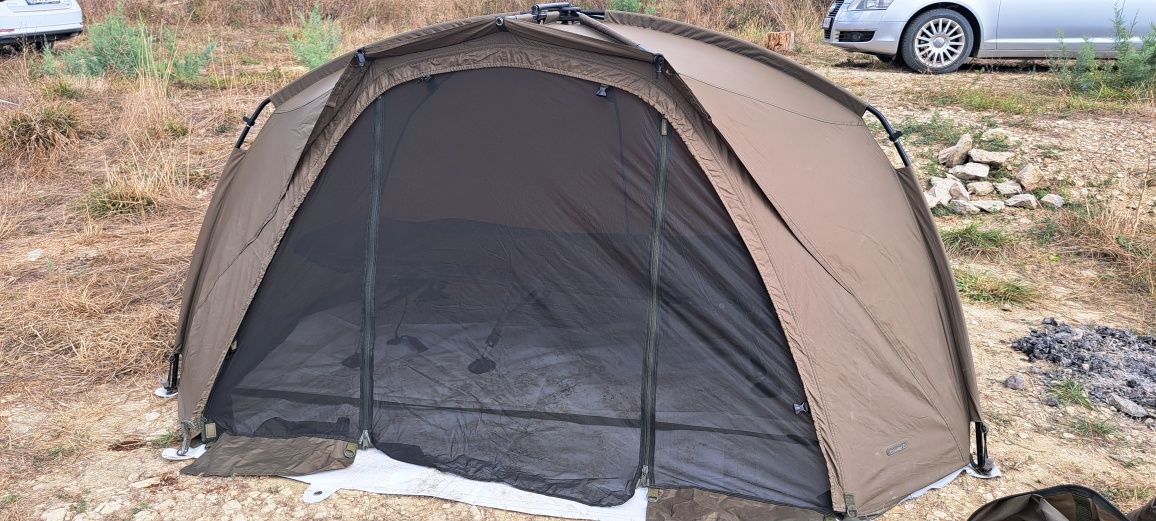 Палатка Trakker tempest + зимно покривало