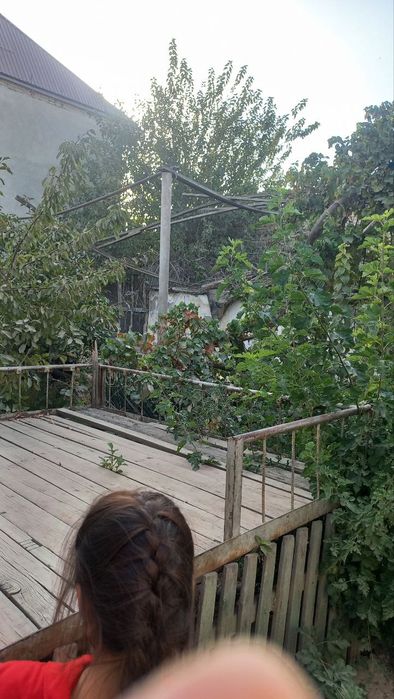 4 sotixli hovli. Navoiy shahar voyenniy garadoki.800mln kelishiladi