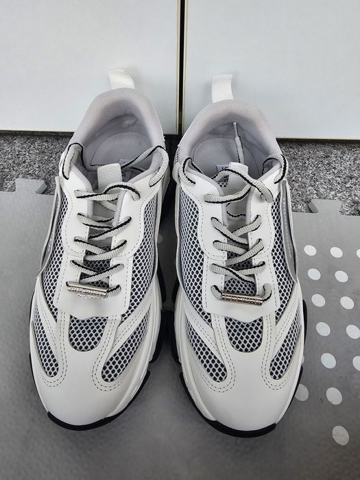 Adidasi Steve Madden marimea 41