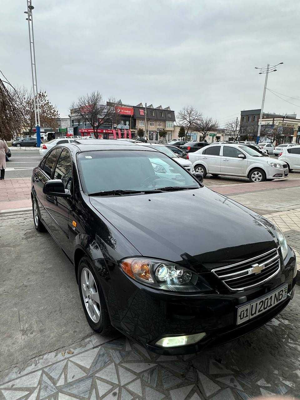 Продаётся автомобиль GENTRA автомат