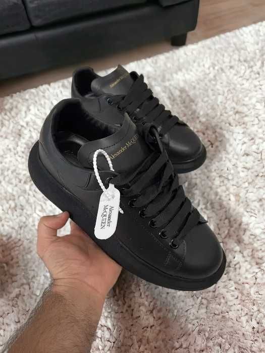 Alexander McQueen Negru / Full Box