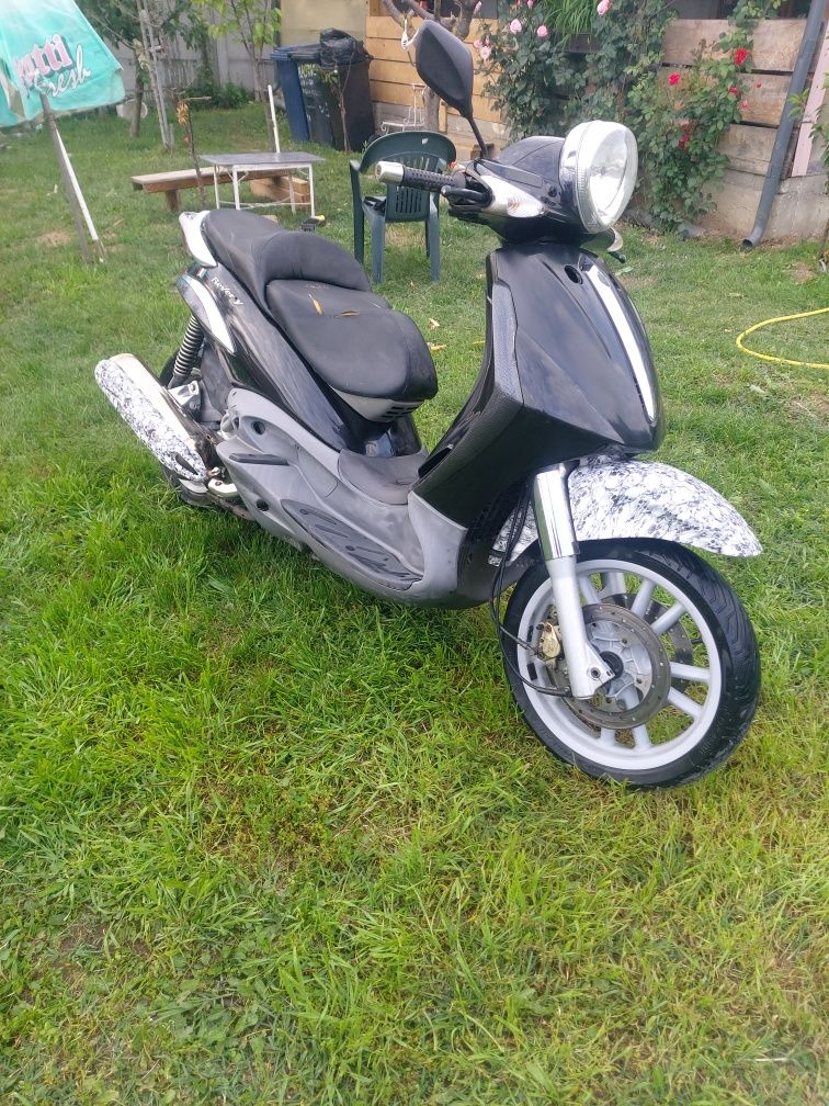 Piaggio beverly 500