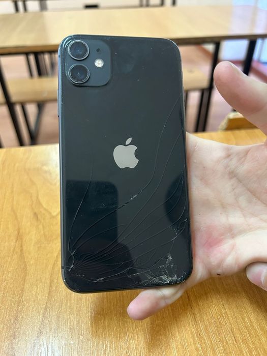 Iphone 11 128 гб эмкость 76% коропкасы бар