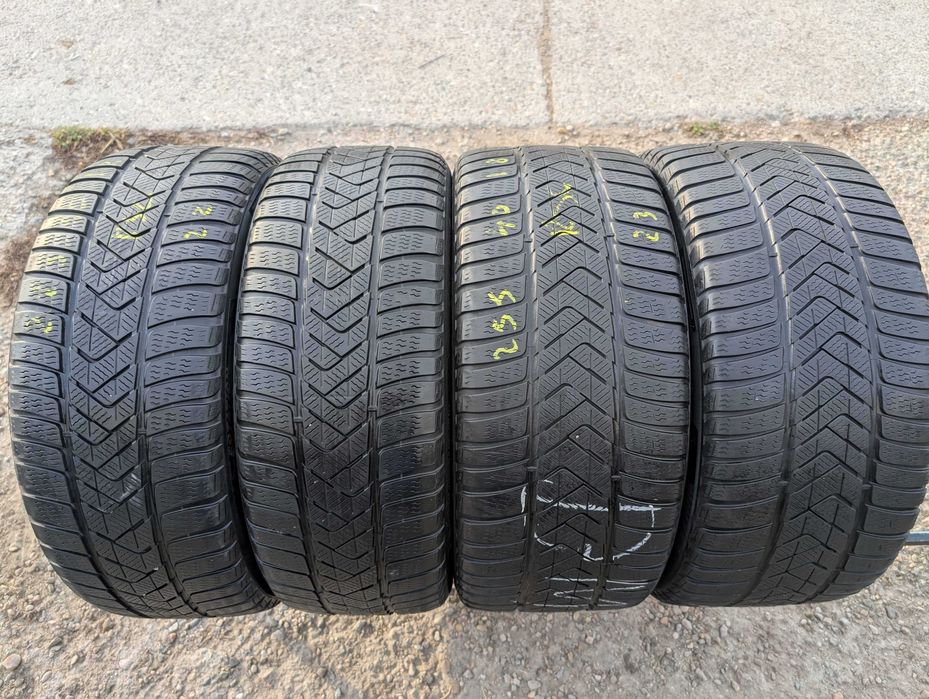 SET 4 Anvelope Iarna 225/45 R18 + 255/40 R18 PIRELLI ras