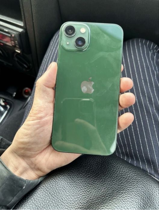 Продам Айфон 13 на 128гб