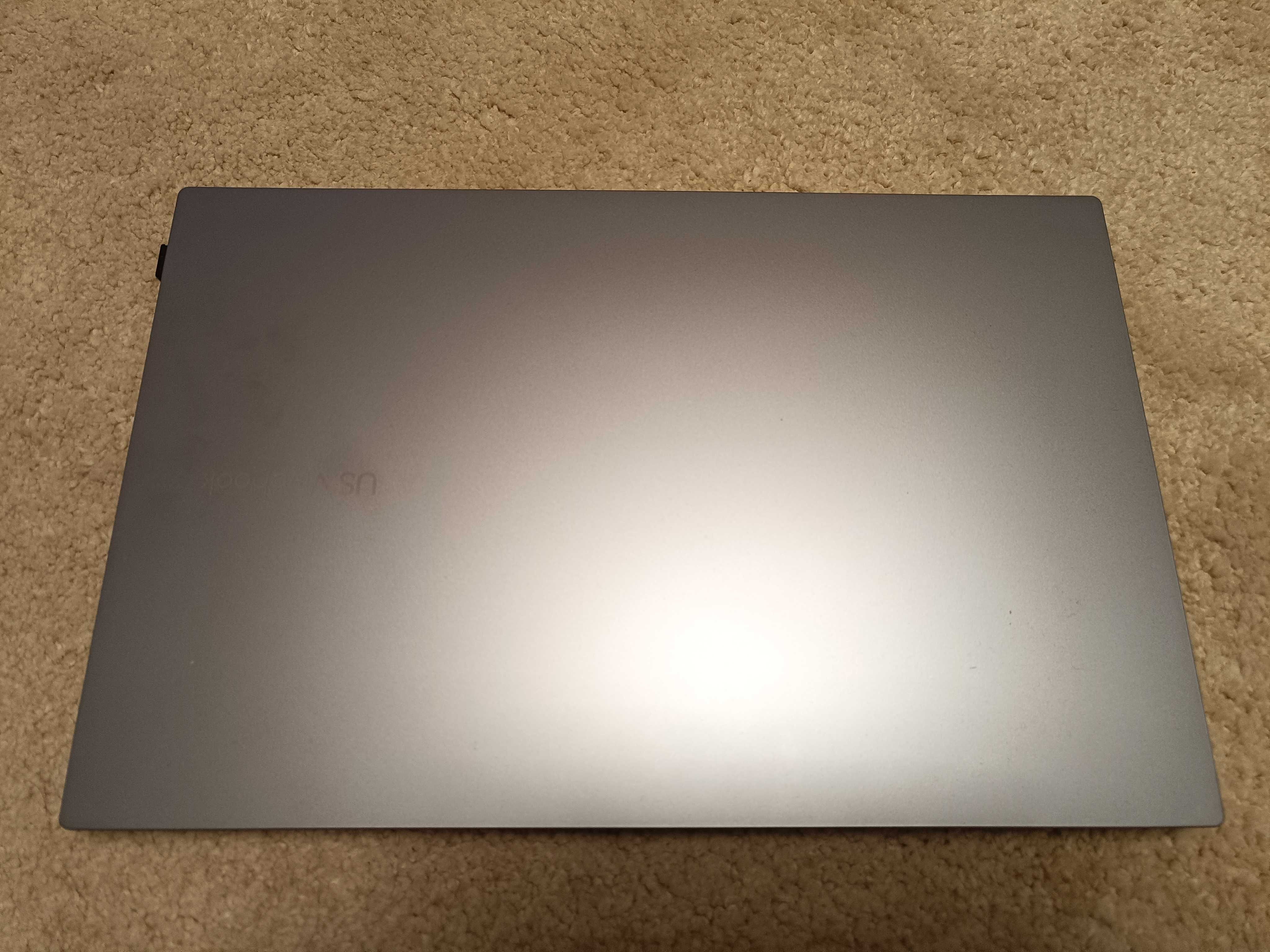 ASUS Vivobook,i3-1220P ,4.4GHz, 15.6" Full HD, 12GB ram, SSD m2 256GB