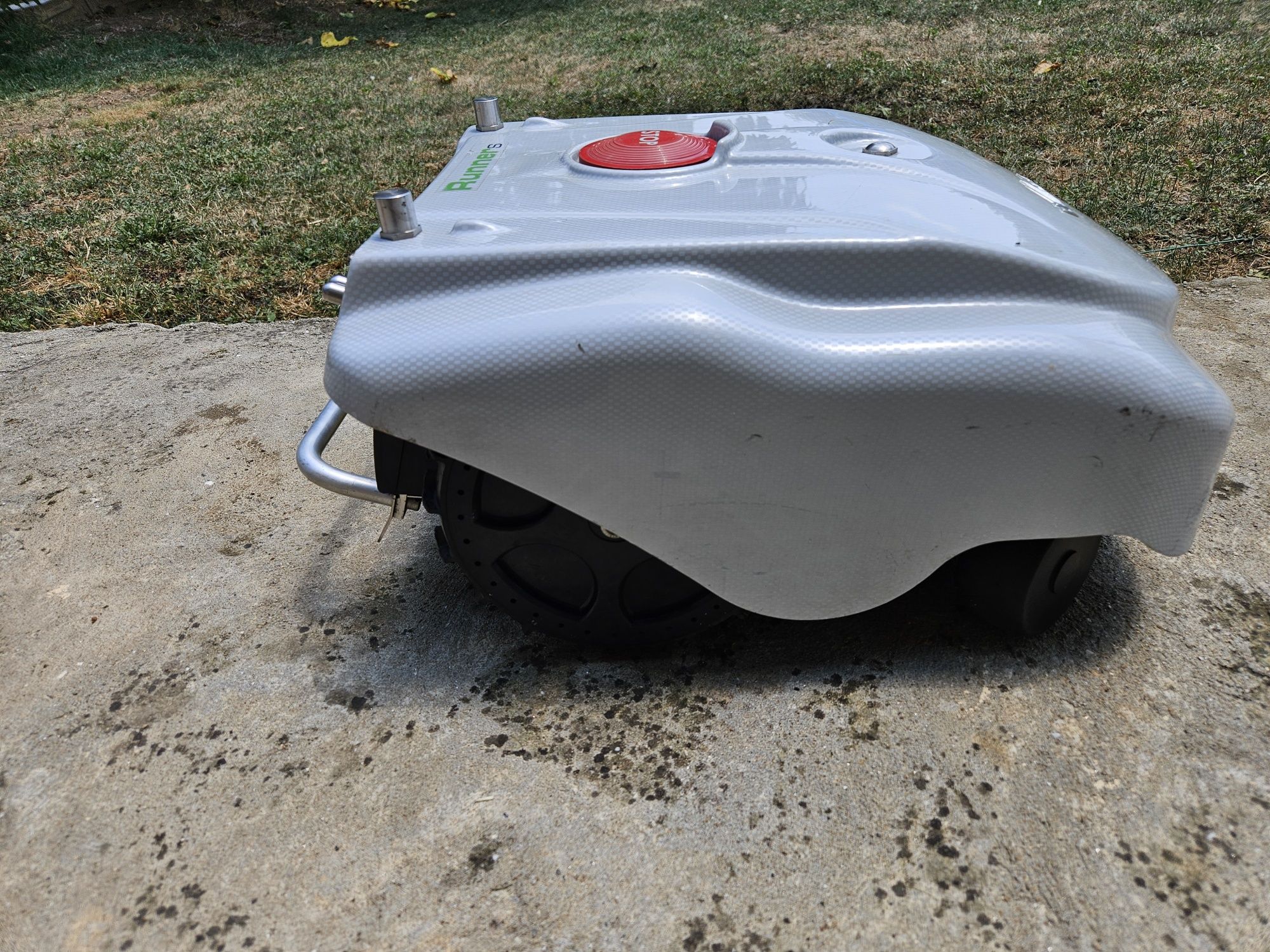 Косачка робот Wiper runner S