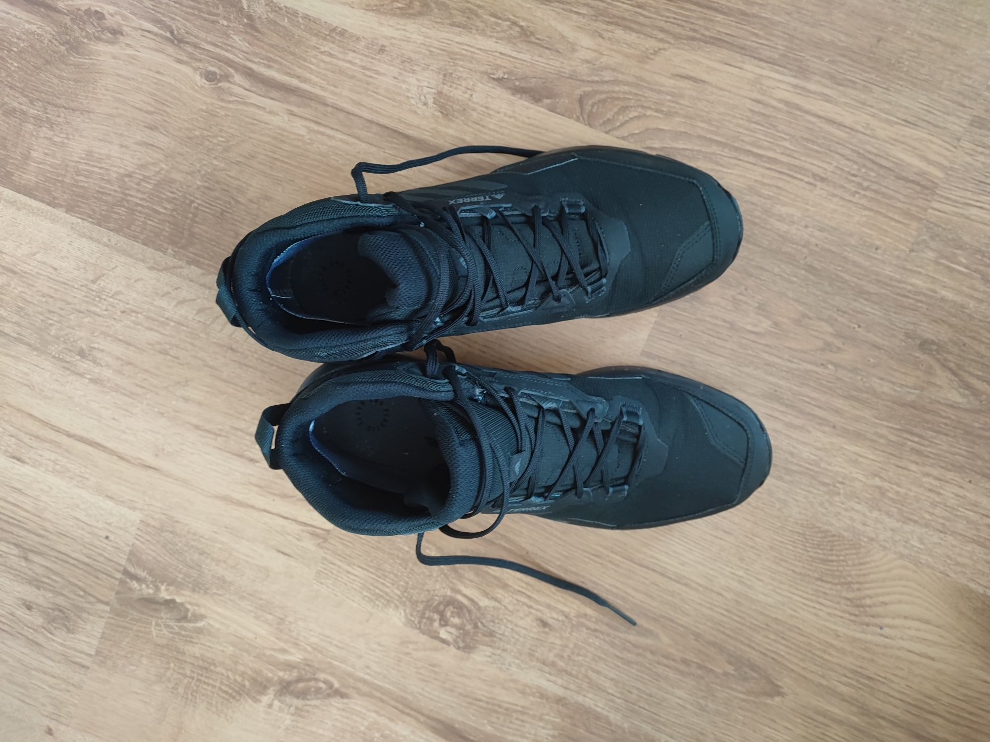 Adidas terrex ax4 mid gore-tex