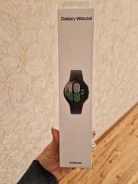Galaxy Watch 4 цвет оливковый
