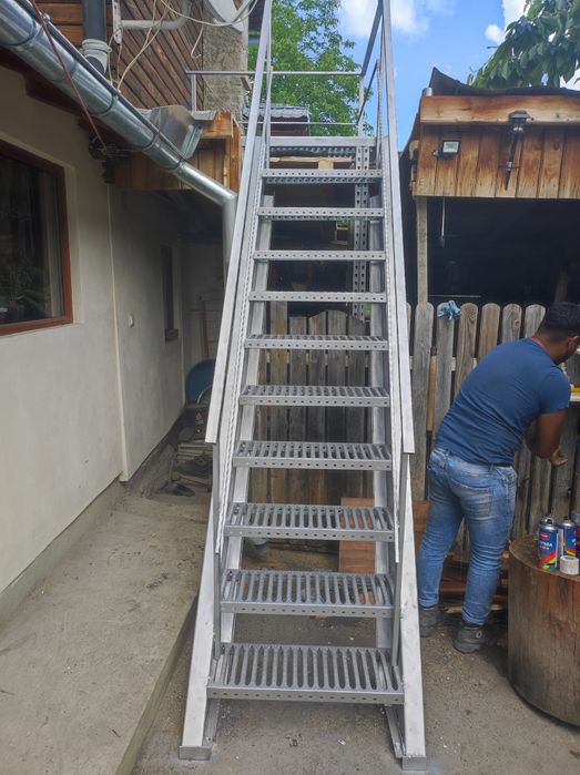 Scara metalica zincata