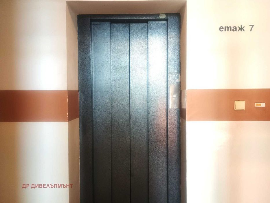 Дава се под наем Едностаен апартамент в София, Център - 31 кв.м за 407.49 € - Снимка #14