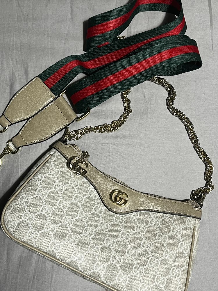 Нова Gucci чанта