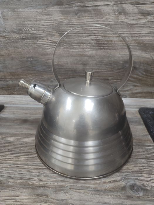 Чайник со свистом фирма Gipfel 3 литра