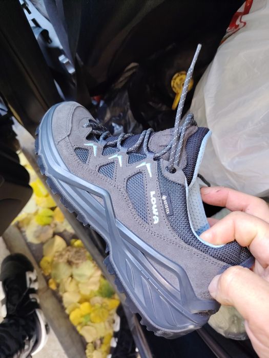 LOWA gore_tex 40 номер