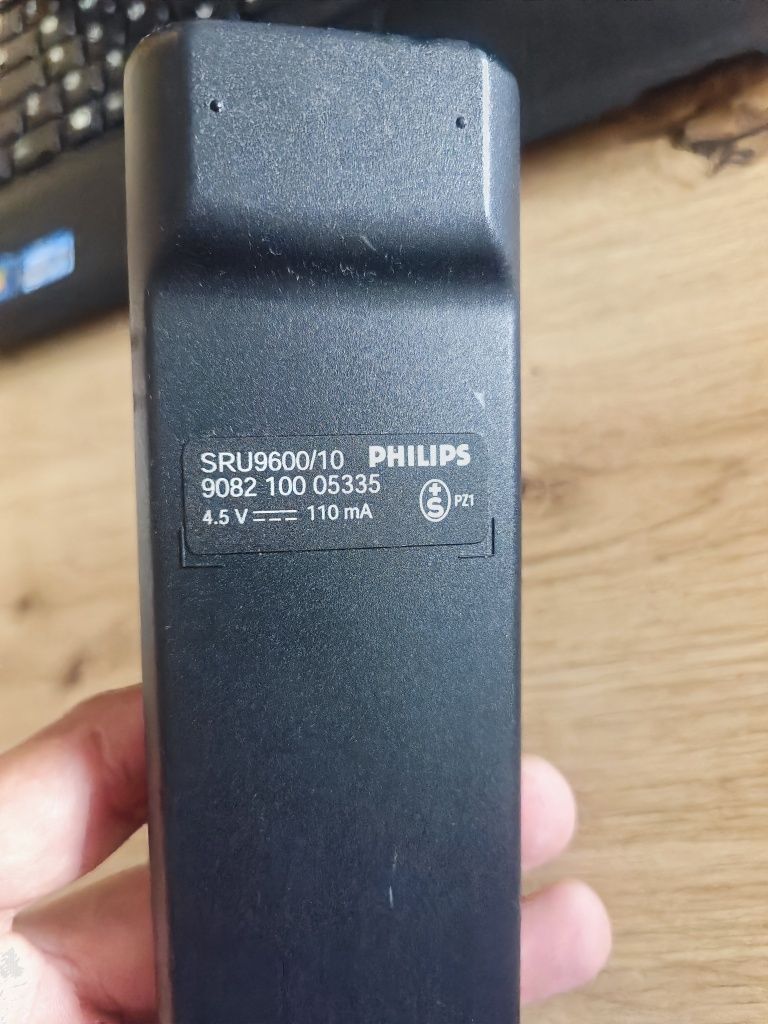 Philips универсално дистанционно 8in1