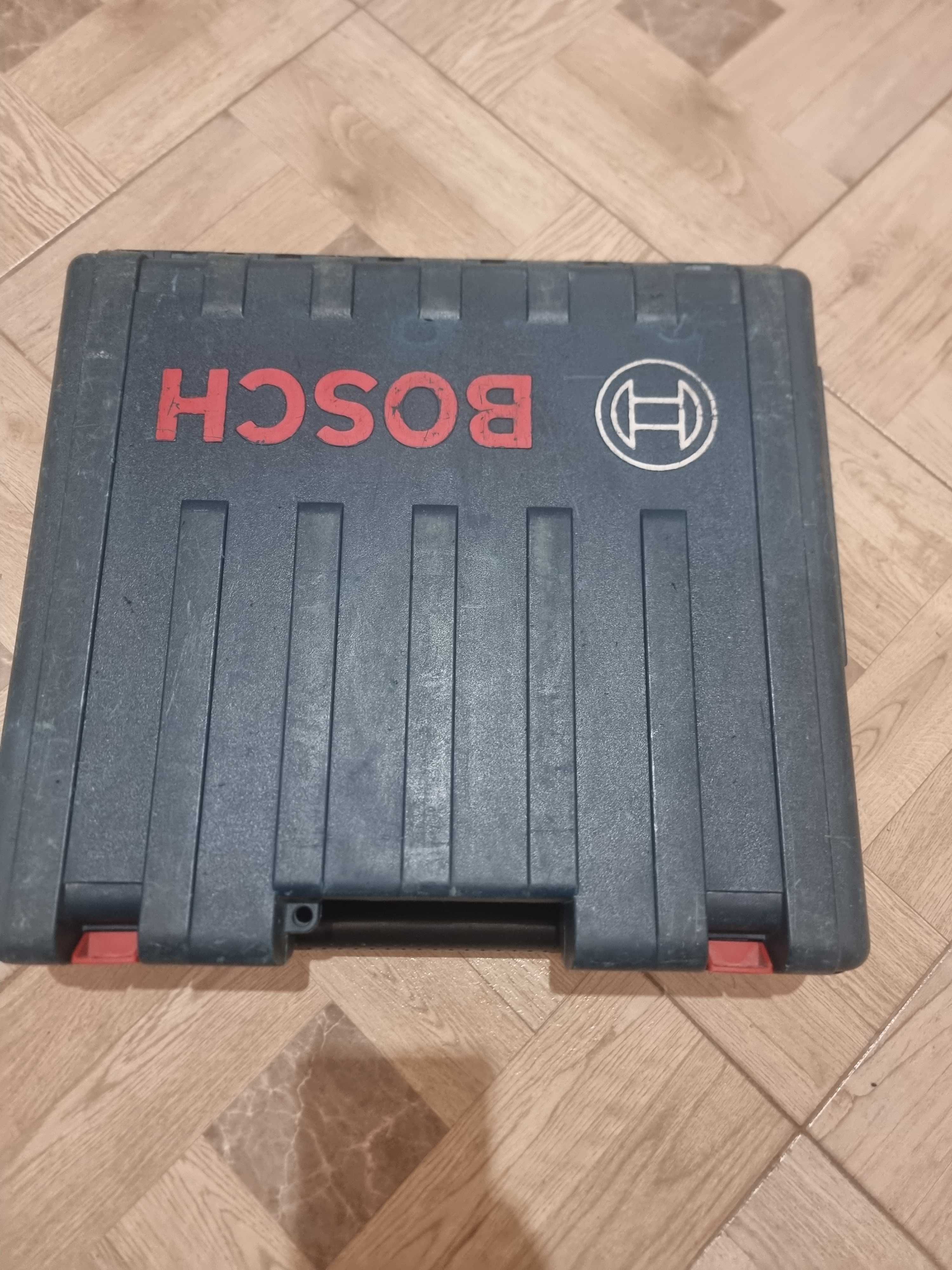 Мултифункционален инструмент Bosch GOP 10,8 V-Li / бош