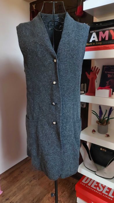 Vestă lungă gri din lână premium