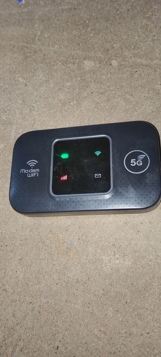 Sim kartali 5G WiFi router sotiladi