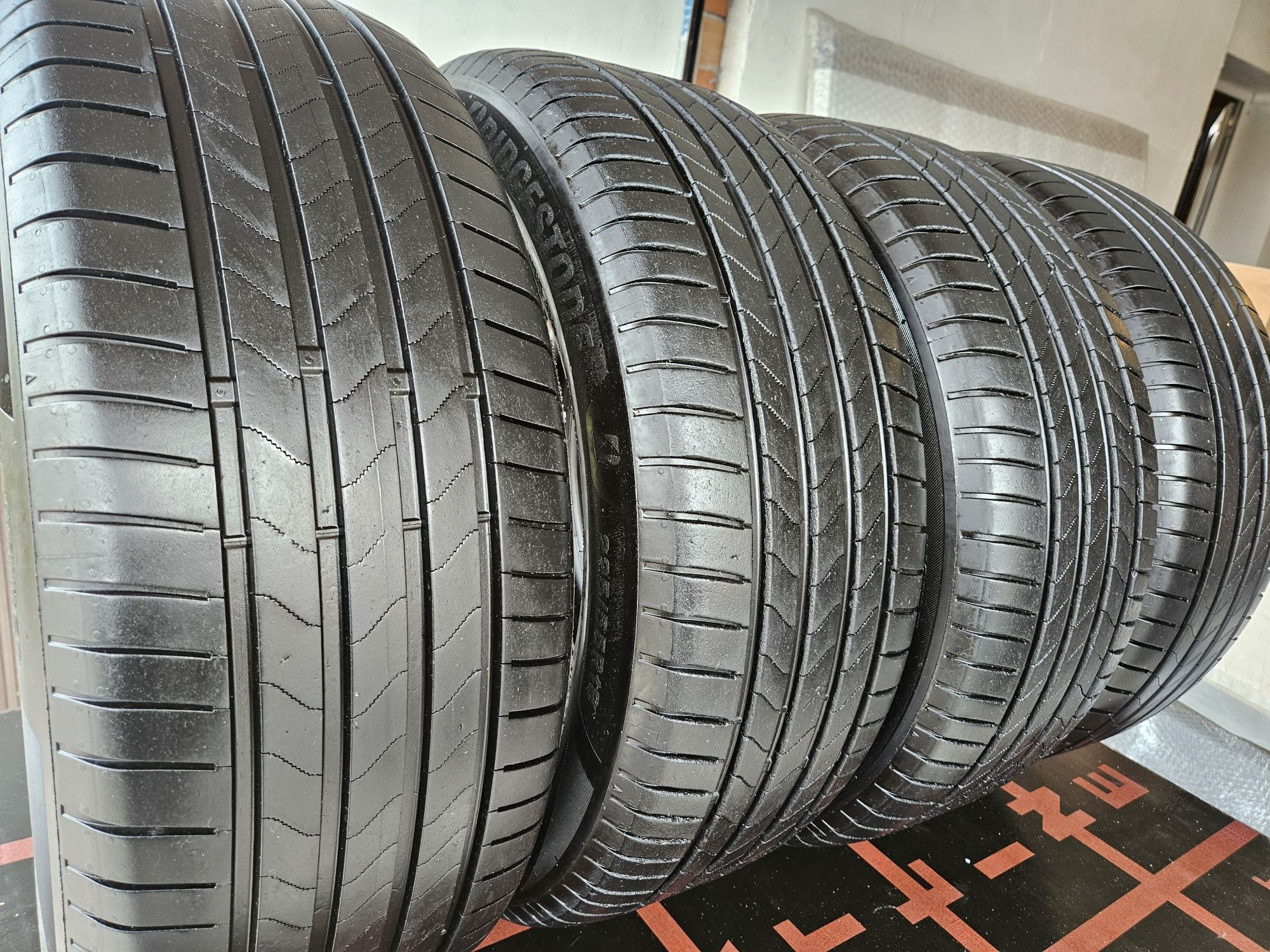 Лятни гуми 225/55/18 BRIDGESTONE TURANZA 6