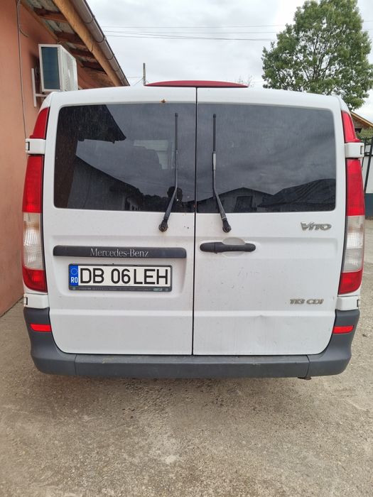 Vând sau schimb mercedes vito 113
