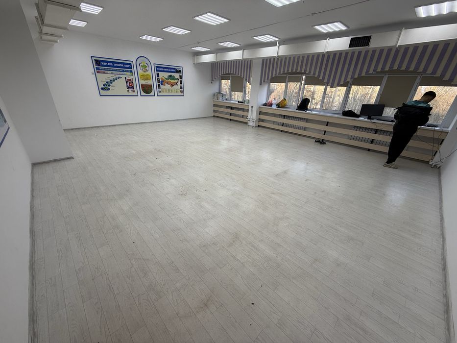 Продам линолеум БУ