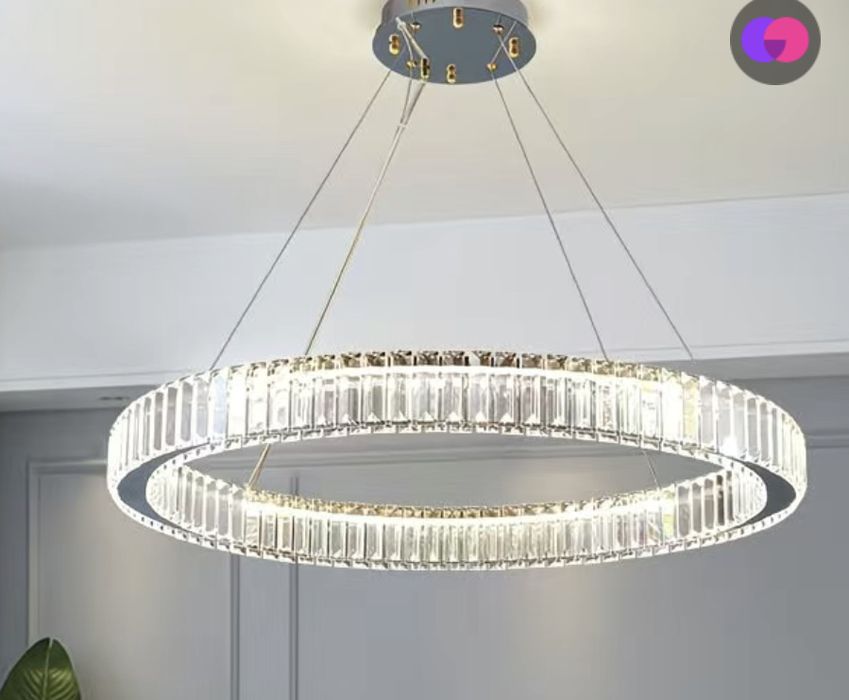 Продам люстру новую