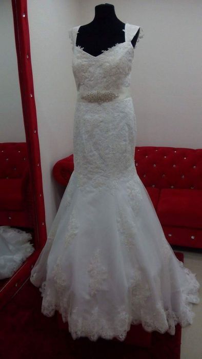 Lichidare stoc magazin rochii mireasa