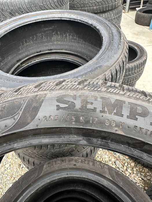 Semperit 205/45R17 - Anvelope M+S, Stare foarte buna, Garantie!