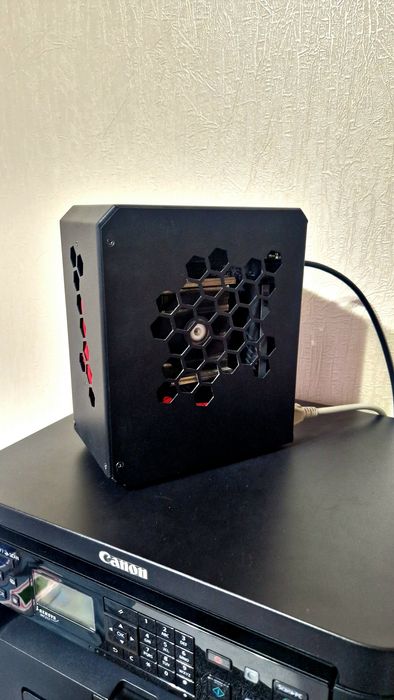 Компьютер  CustomMOD’s FLEX 4.5L