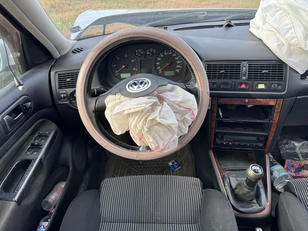 Vw Golf 4 Variant 1.9tdi 90hp 2000г На Части