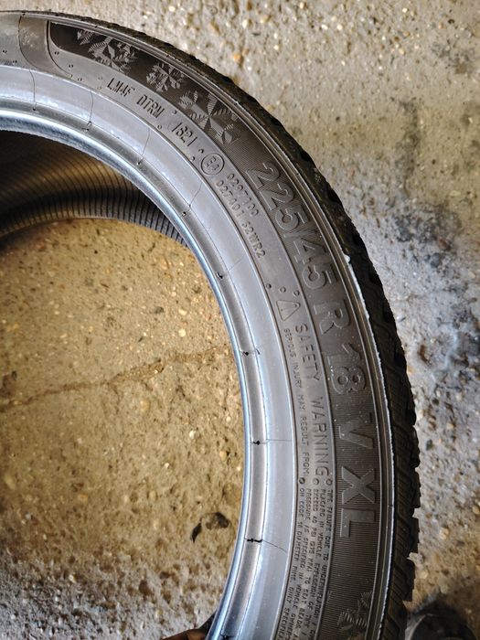 225/45 R18 V XL Semperit Speed-Grip3 iarnă M+S