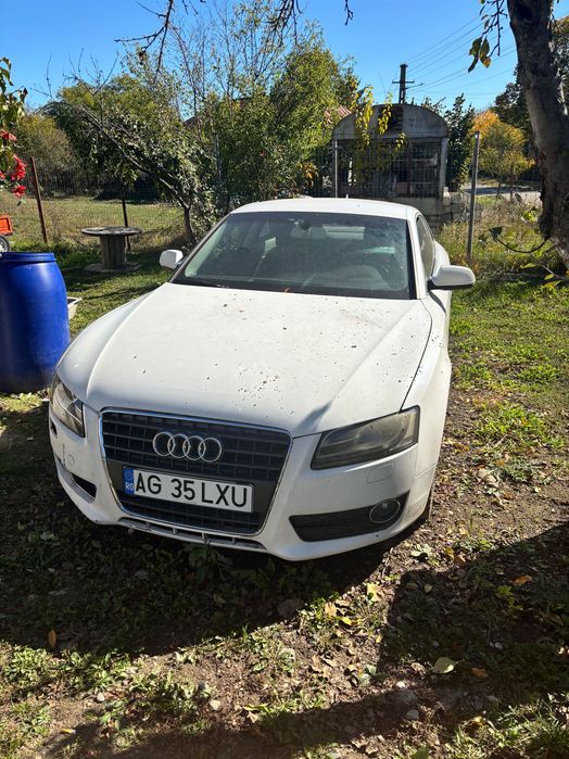 Vand Audi A5 2.0tfsi coupe (motorul are mici probleme)