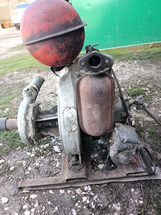 Мотопомпа бензиновый насос для