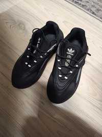 Adidasi Adidas original,pantof sport, mărime 41,5