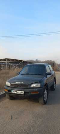 Продается Toyota RAV4 (коротыш)