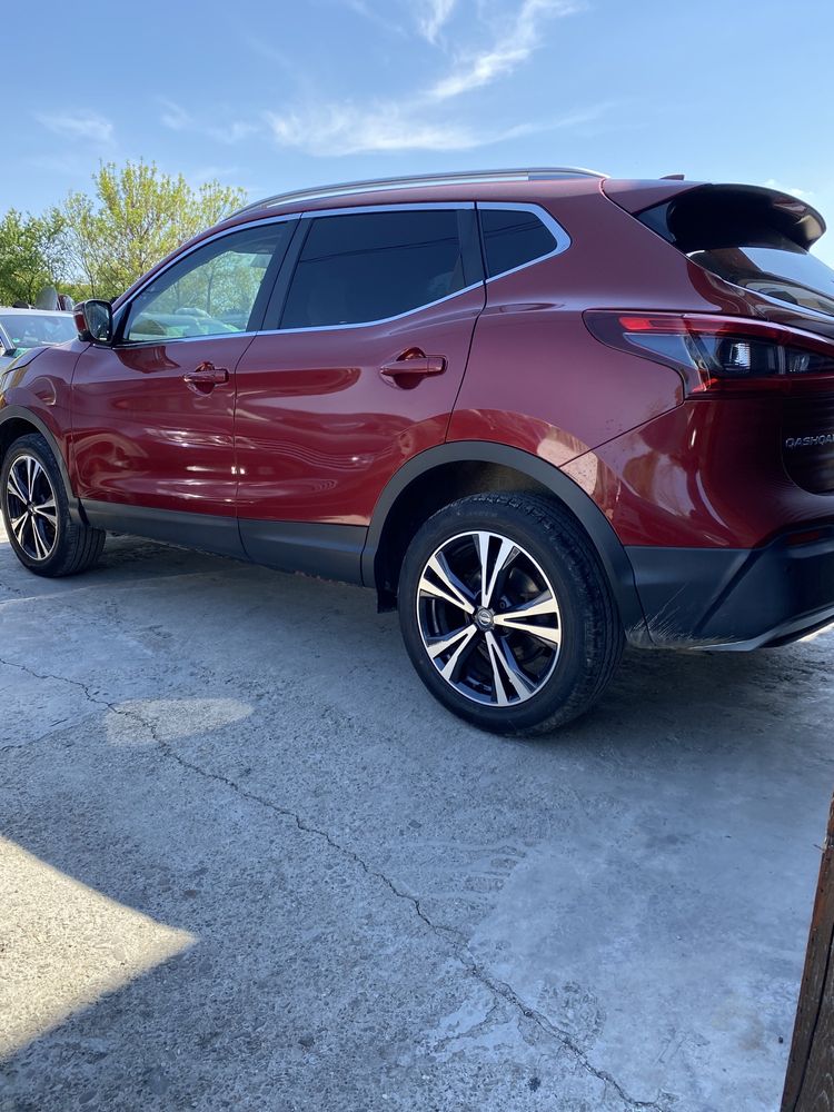 Punte spate Nissan Qashqai j11 Facelift